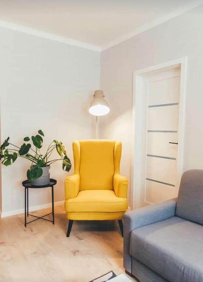 2br Awarded For Renovation & Design *