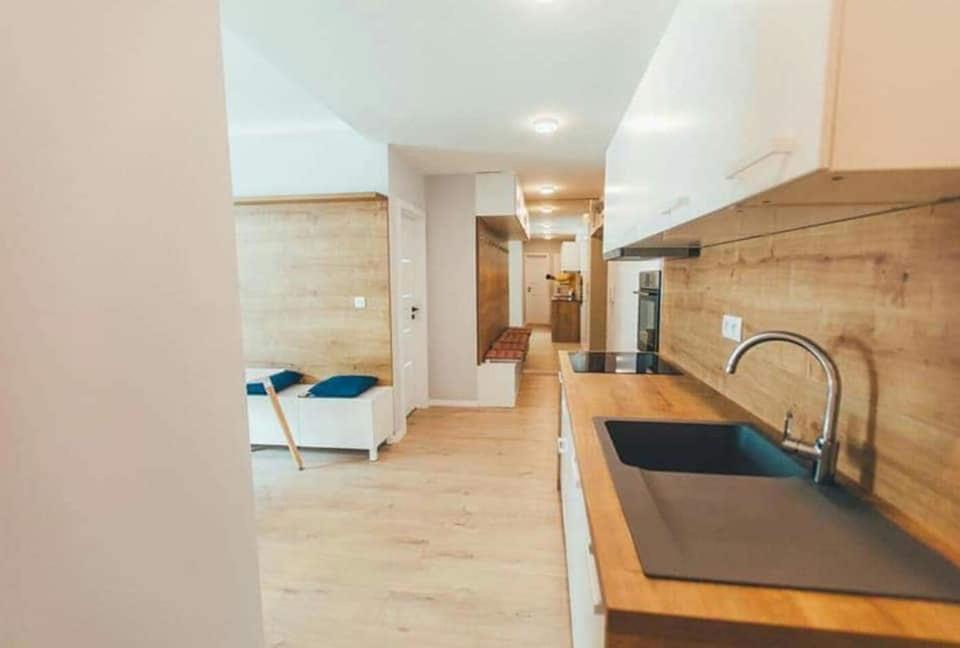 2br Awarded For Renovation & Design